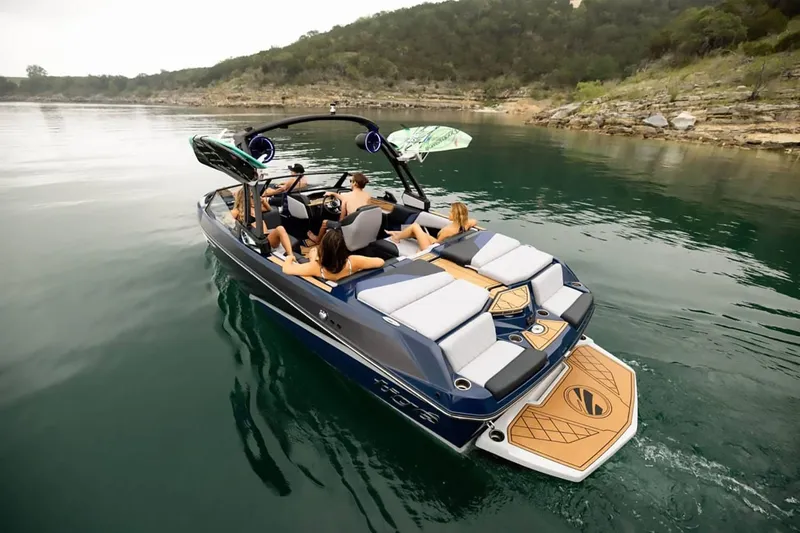 Slide: The Image of Tigé Z1 2022 - 33