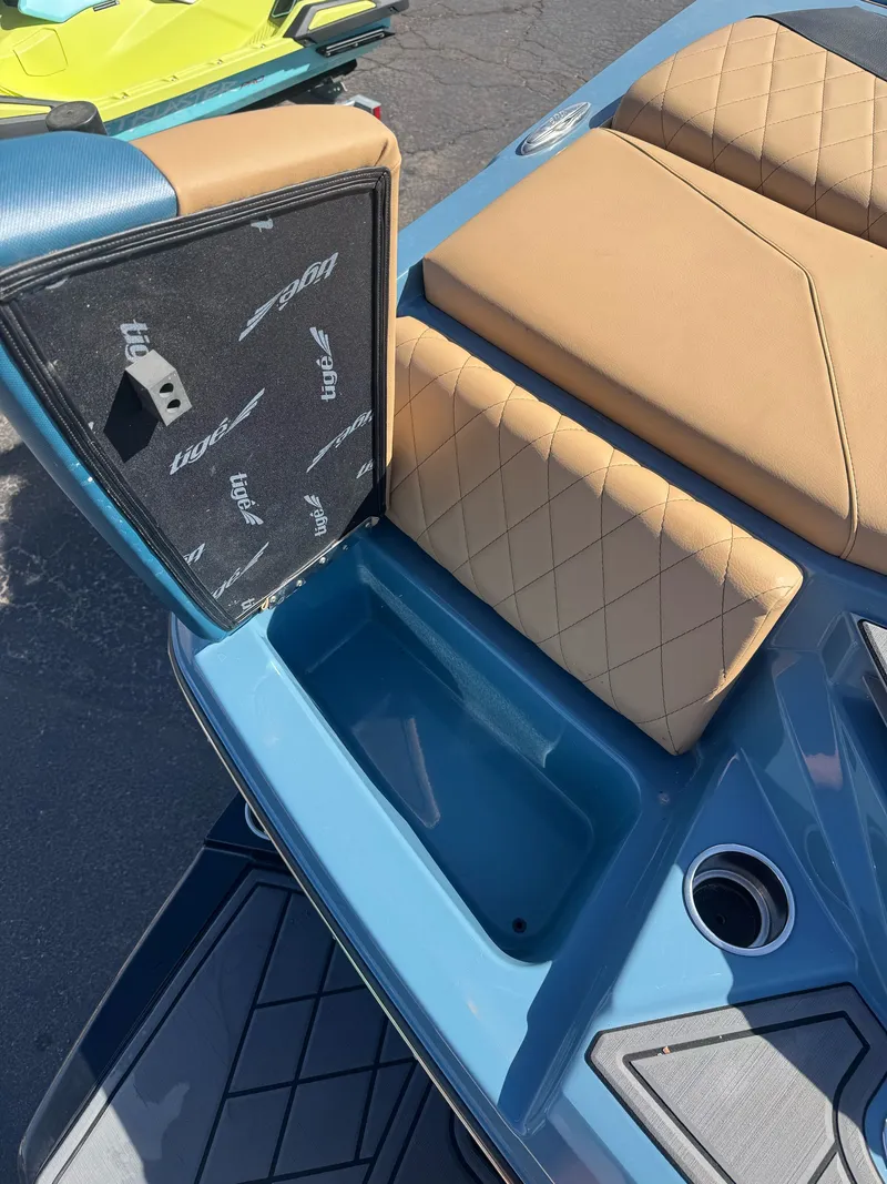 Slide: The Image of Tigé Z1 2022 - 9