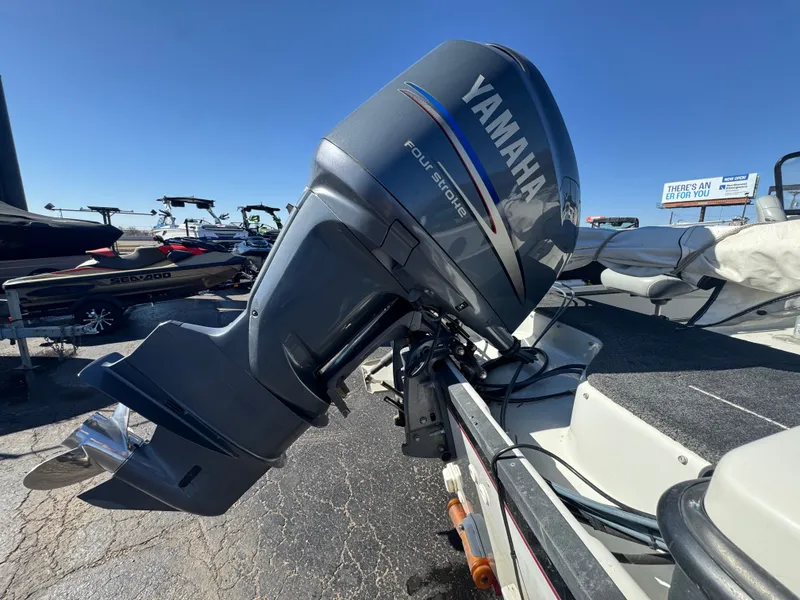 Slide: The Image of Warrior V2121 2000 - 5