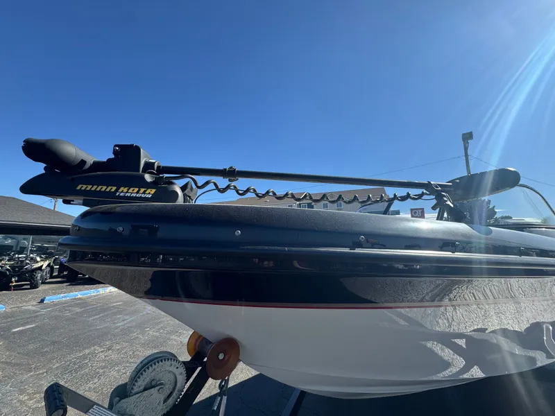 Slide: The Image of Warrior V2121 2000 - 7