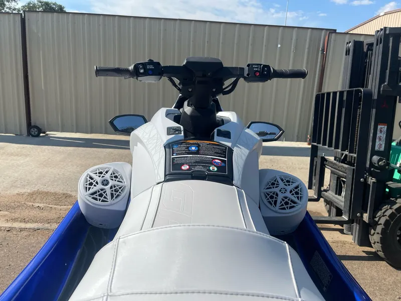 Slide: The Image of Yamaha GP SVHO with Audio 2025 - 5