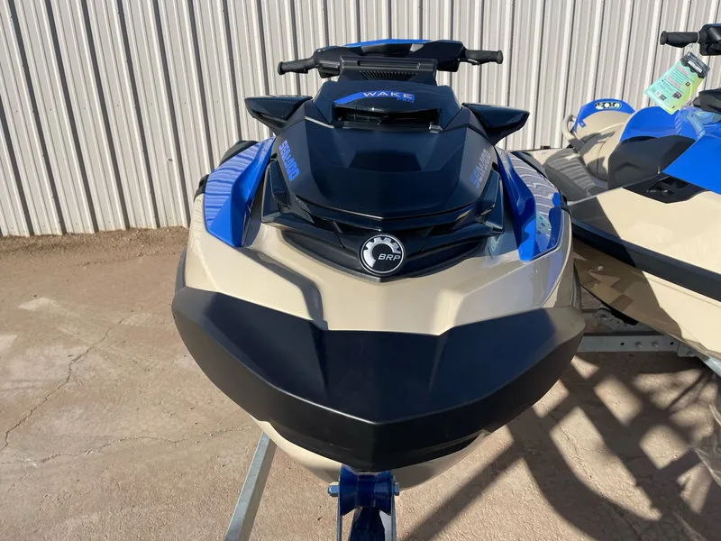 The Image of Sea-Doo Wake Pro 230 2026 - 1