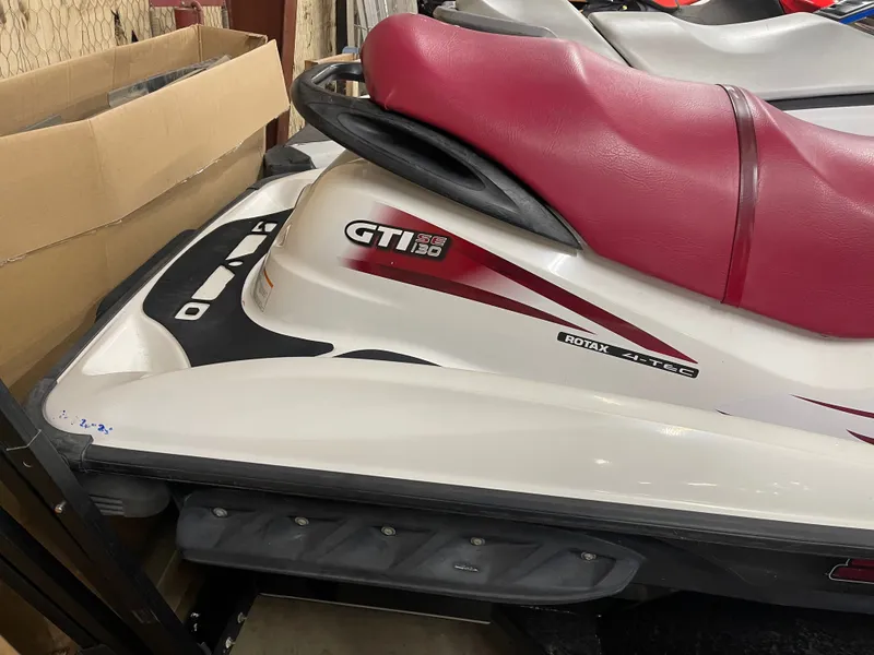 Slide: The Image of Sea-Doo GTI SE 130 2008 - 3