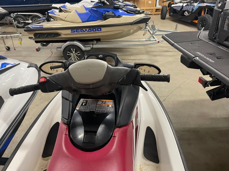 Slide: The Image of Sea-Doo GTI SE 130 2008 - 4