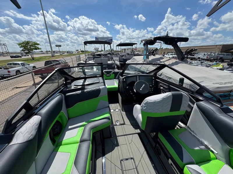 Slide: The Image of Centurion Ri230 2025 - 8