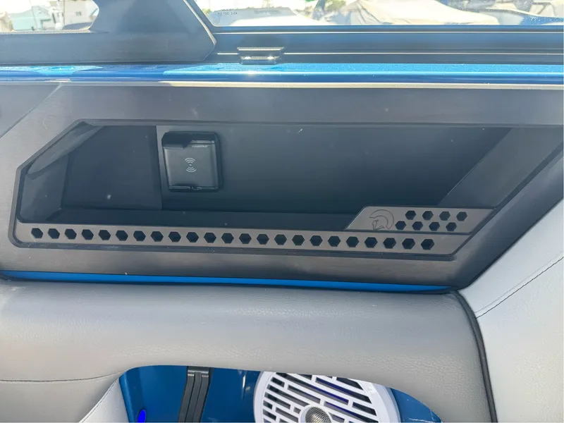 Slide: The Image of Centurion Ri265 2026 - 26