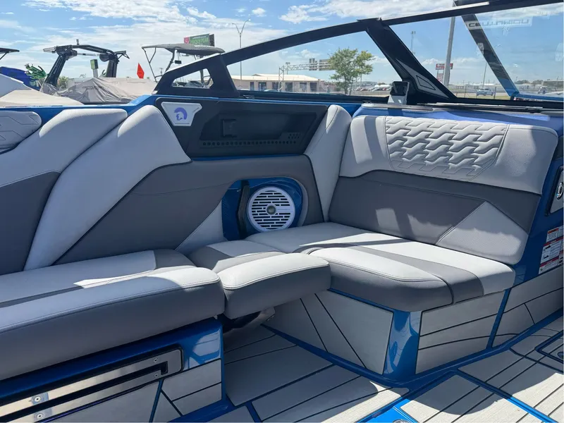 Slide: The Image of Centurion Ri265 2026 - 28