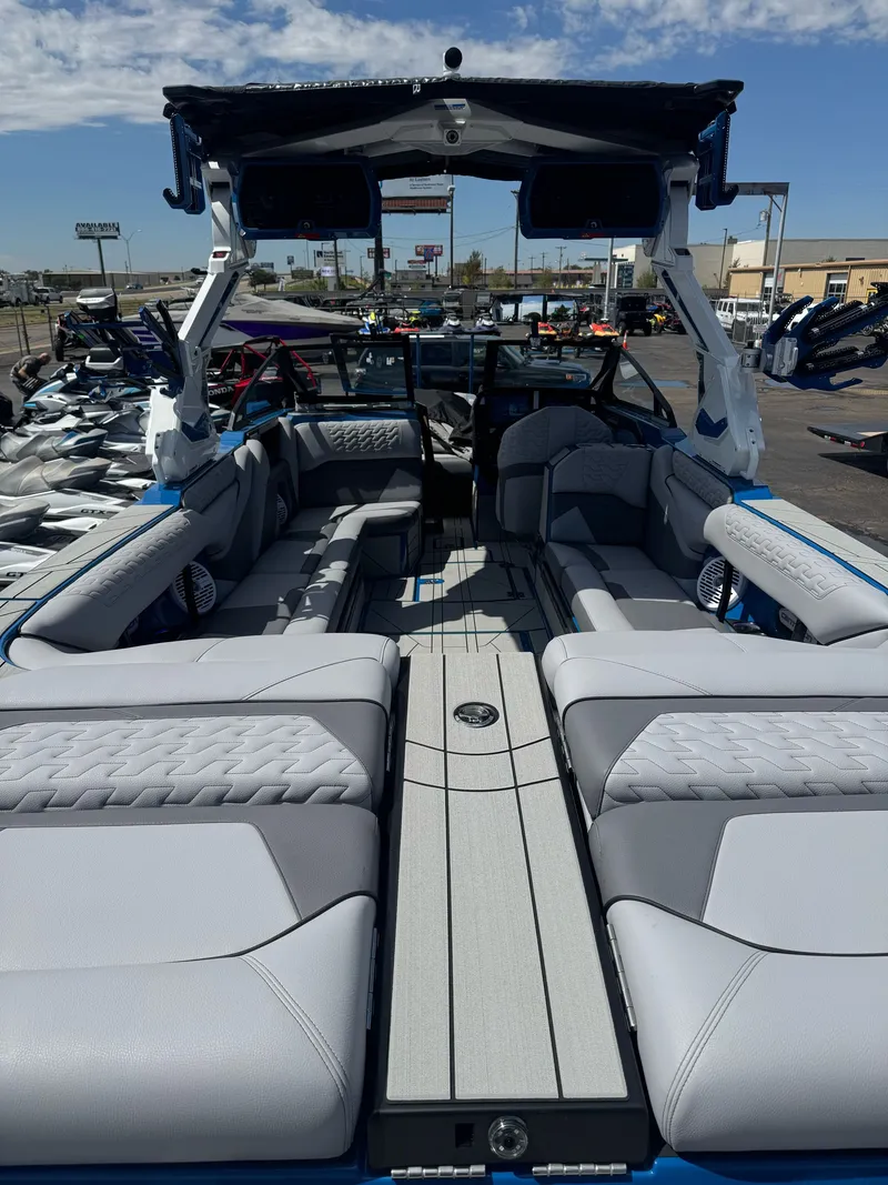 Slide: The Image of Centurion Ri265 2026 - 30