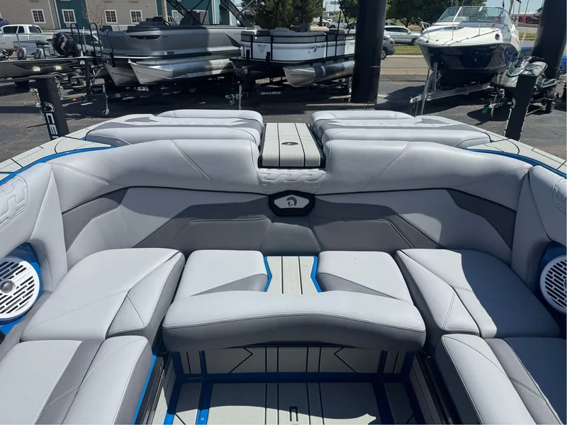 Slide: The Image of Centurion Ri265 2026 - 5