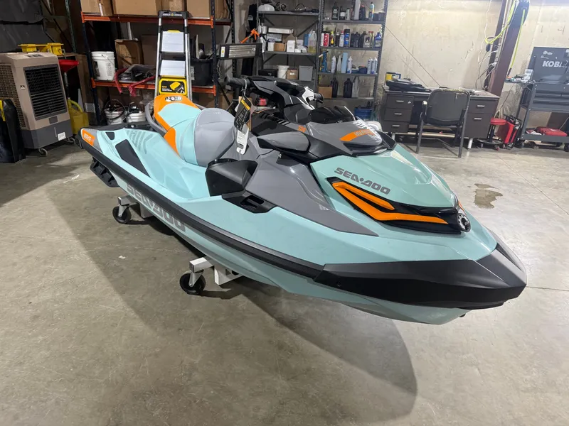 Slide: The Image of Sea-Doo Wake Pro 230 iBR iDF Tech Package 2024 - 5