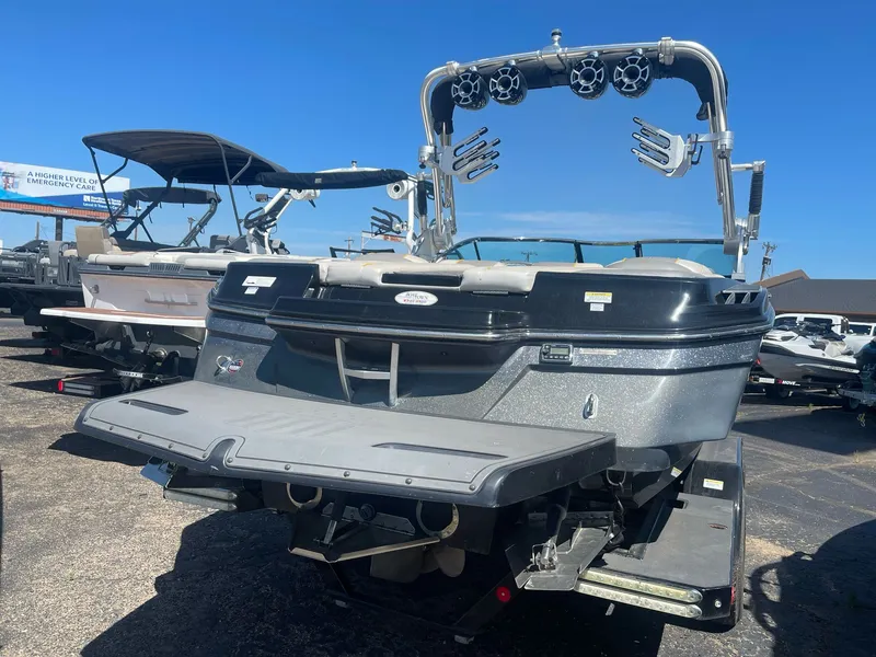 Slide: The Image of MasterCraft XStar 2013 - 3