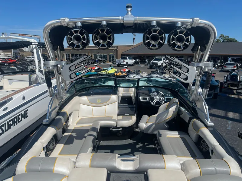 Slide: The Image of MasterCraft XStar 2013 - 8