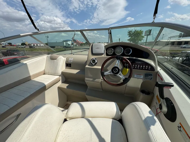 Slide: The Image of Sea Ray 240 Sundancer 2010 - 10