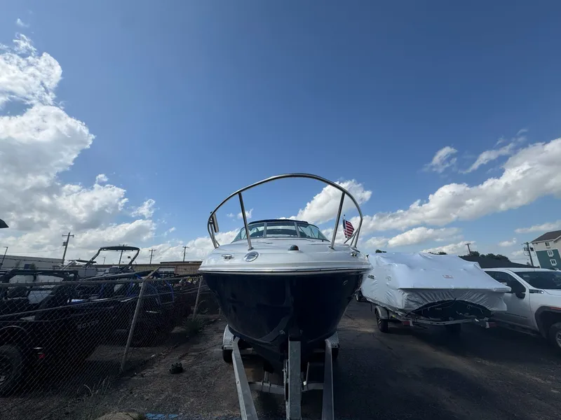 Slide: The Image of Sea Ray 240 Sundancer 2010 - 4