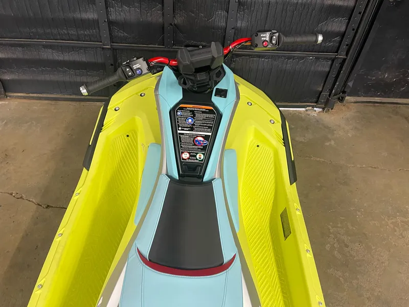 Slide: The Image of Yamaha Jetblaster PRO 2-Up 2025 - 5