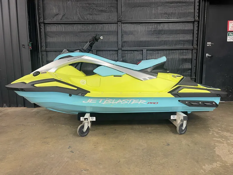 The Image of Yamaha Jetblaster PRO 2-Up 2025 - 1