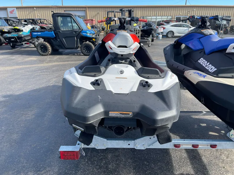 Slide: The Image of Sea-Doo Spark Trixx for 3 iBR and audio in option 2025 - 3