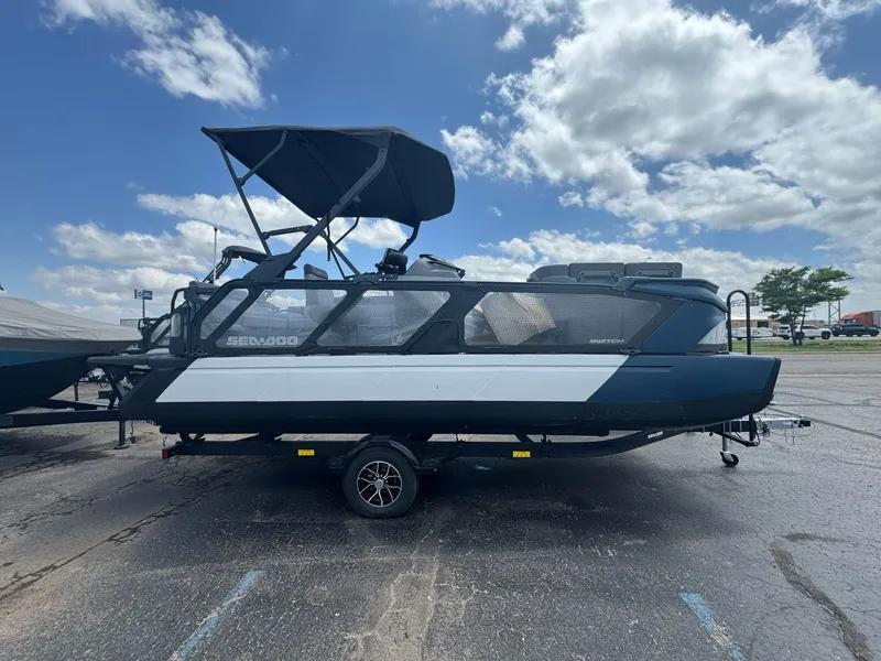 The Image of Sea-Doo Switch Cruise 21 2025 - 1