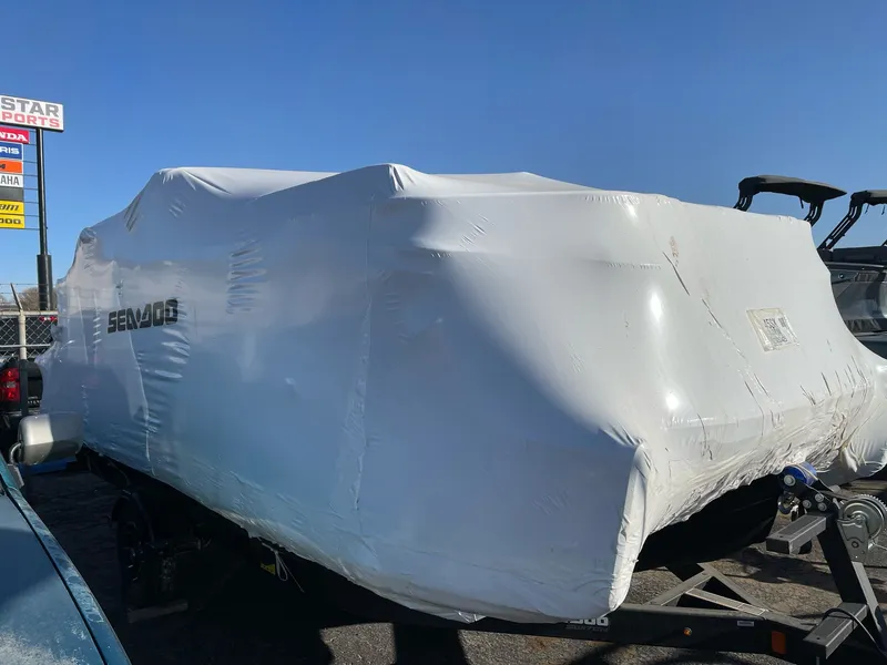 Slide: The Image of Sea-Doo Switch Cruise 21 2025 - 10