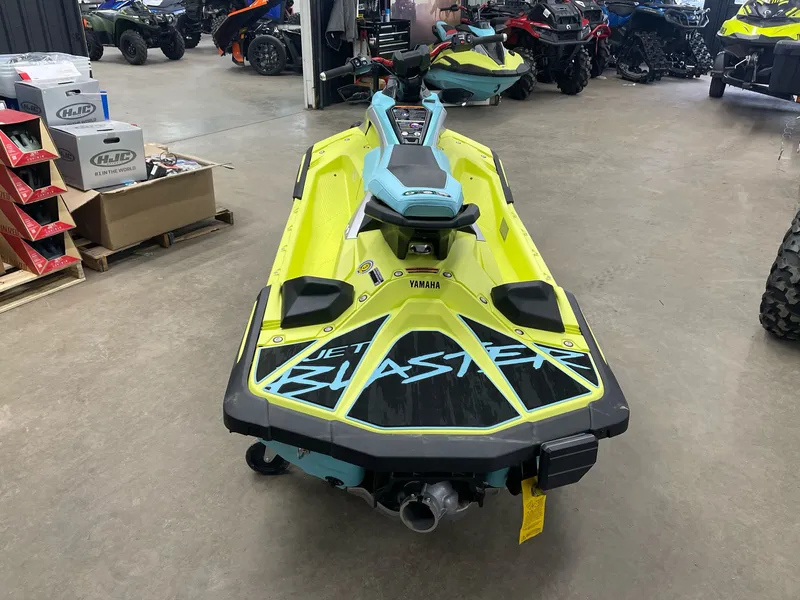 Slide: The Image of Yamaha JetBlaster PRO 3-Up 2025 - 4