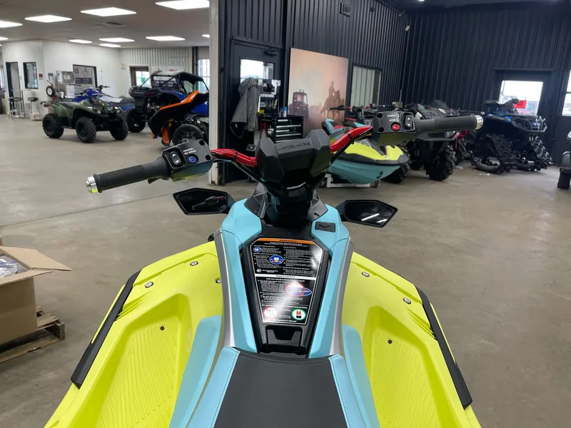 Slide: The Image of Yamaha JetBlaster PRO 3-Up 2025 - 5