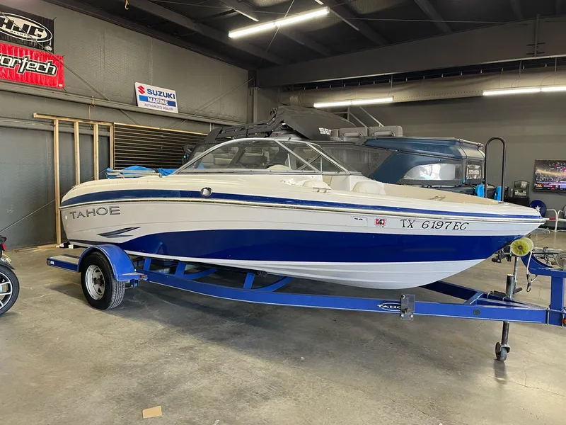 The Image of Tahoe 195 I/O 2010 - 1