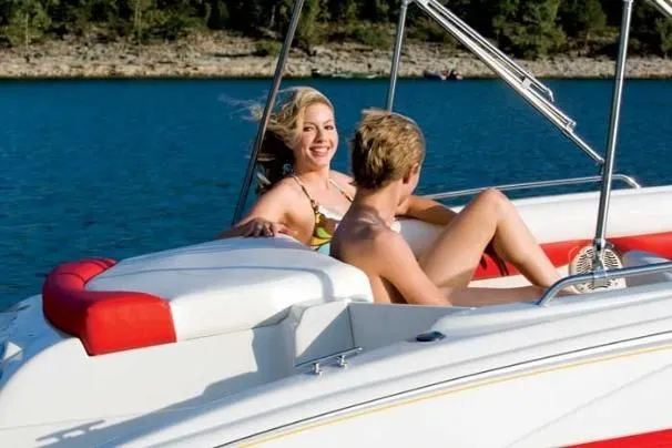 Slide: The Image of Tahoe 195 I/O 2010 - 26