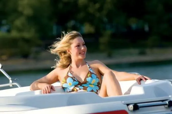 Slide: The Image of Tahoe 195 I/O 2010 - 29