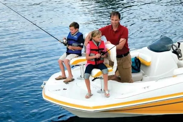 Slide: The Image of Tahoe 195 I/O 2010 - 30