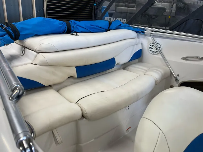 Slide: The Image of Tahoe 195 I/O 2010 - 8