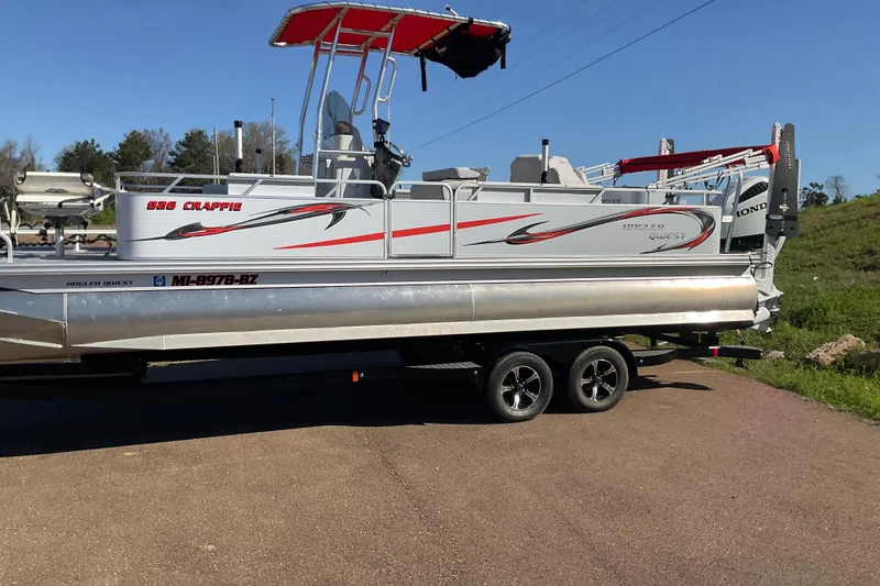 The Image of 2019 Angler Quest 826 CRAPPIE pontoon boat on trailer, side view. - 0