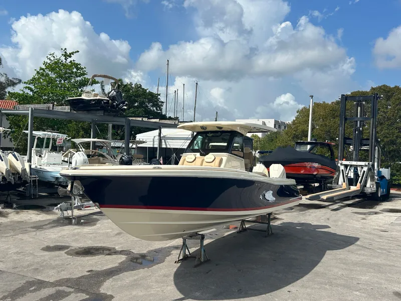 The Image of Chris-Craft Catalina 31 2027 - 0
