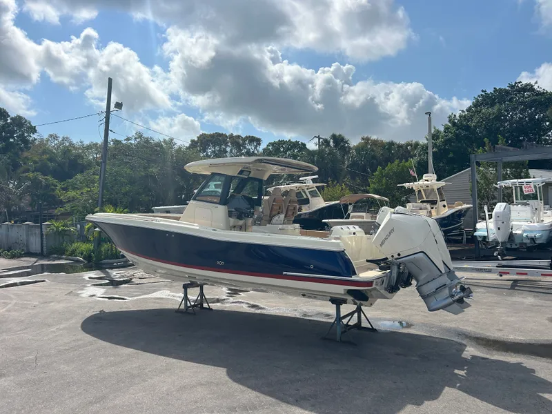 Slide: The Image of Chris-Craft Catalina 31 2027 - 11