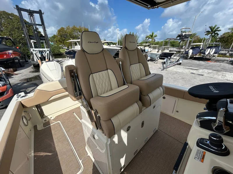 Slide: The Image of Chris-Craft Catalina 31 2027 - 3