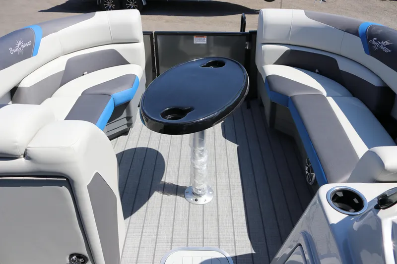 Slide: The Image of Interior of 2025 SunChaser Geneva Sport 23 SB DH pontoon boat. - 16