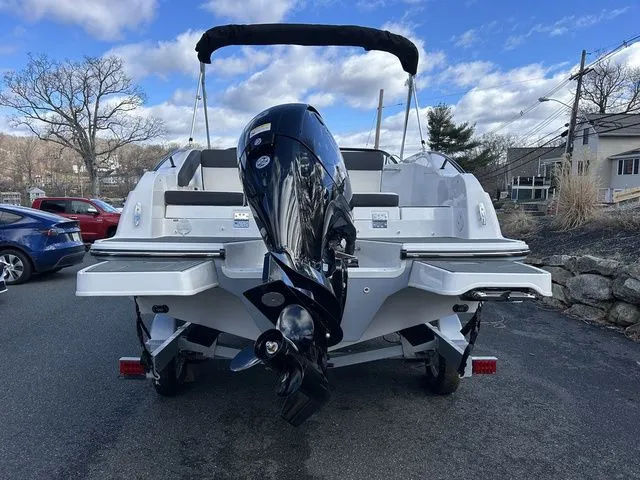 Slide: The Image of Bayliner D22 2026 - 14