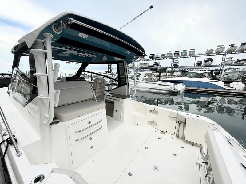Slide: The Image of Boston Whaler 325 Conquest 2027 - 40
