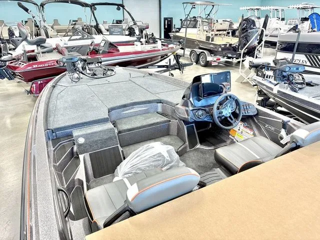 Slide: The Image of Skeeter ZXE20 2026 - 4