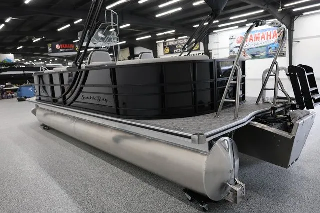 Slide: The Image of South Bay LE 224 RS 2.75 JAWS EDITION TRITOON 2026 - 8