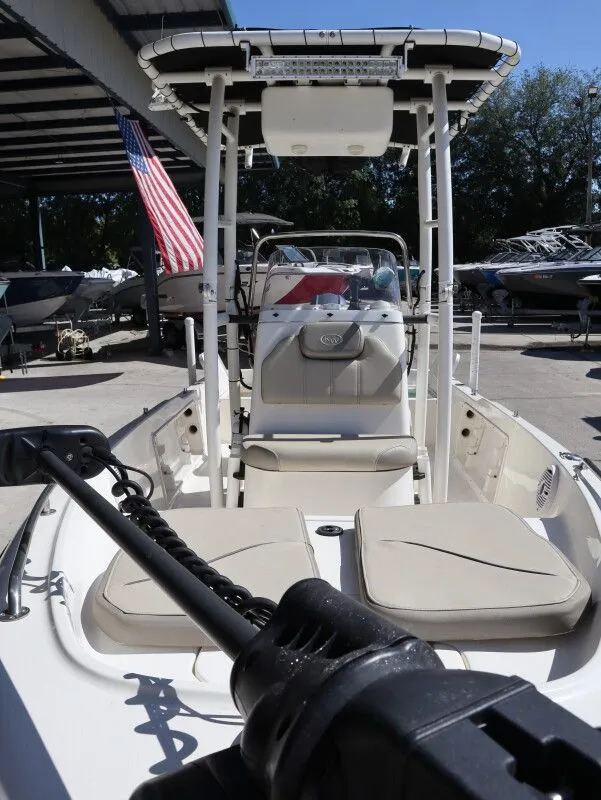 Slide: The Image of Key West 1720 Center Console 2023 - 11