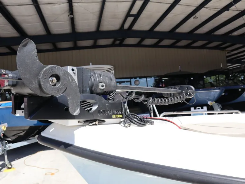 Slide: The Image of Key West 1720 Center Console 2023 - 13