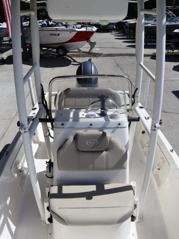 Slide: The Image of Key West 1720 Center Console 2023 - 19