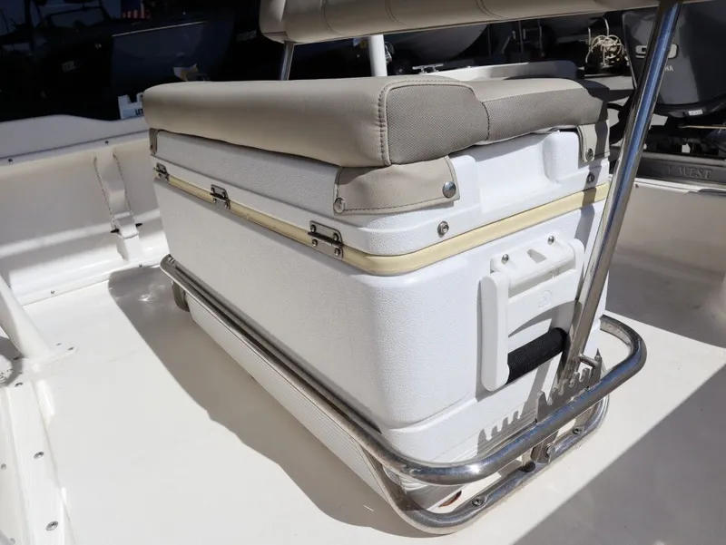 Slide: The Image of Key West 1720 Center Console 2023 - 21