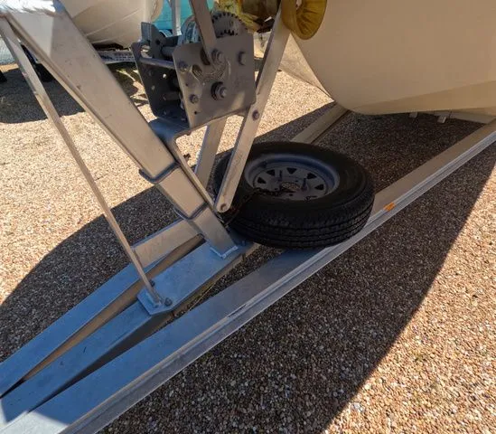 Slide: The Image of Carolina DLX 1980 2014 - 4