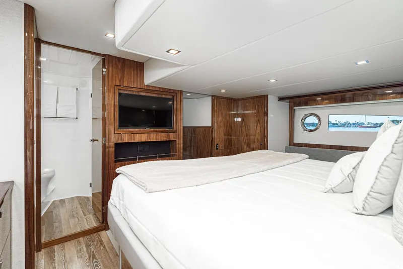 Slide: The Image of Riviera 5400 Sport Yacht 2024 - 52