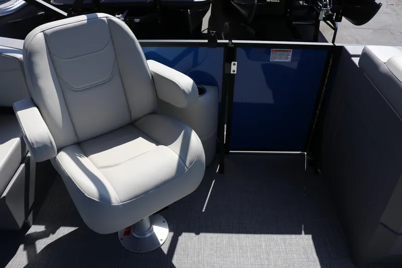 Slide: The Image of Luxurious seating on 2025 SunChaser Lucerne 20 LR DH pontoon boat. - 14