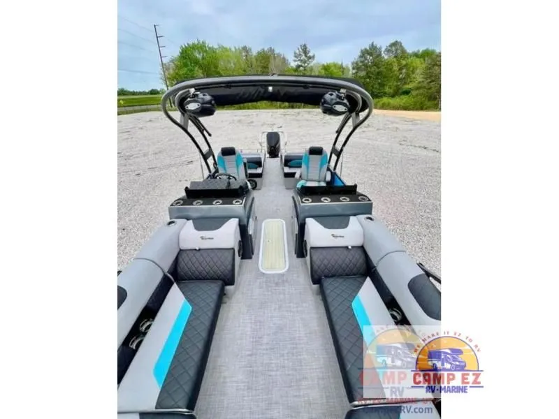 Slide: The Image of ULTRA LOUNGER T25 2024 - 9