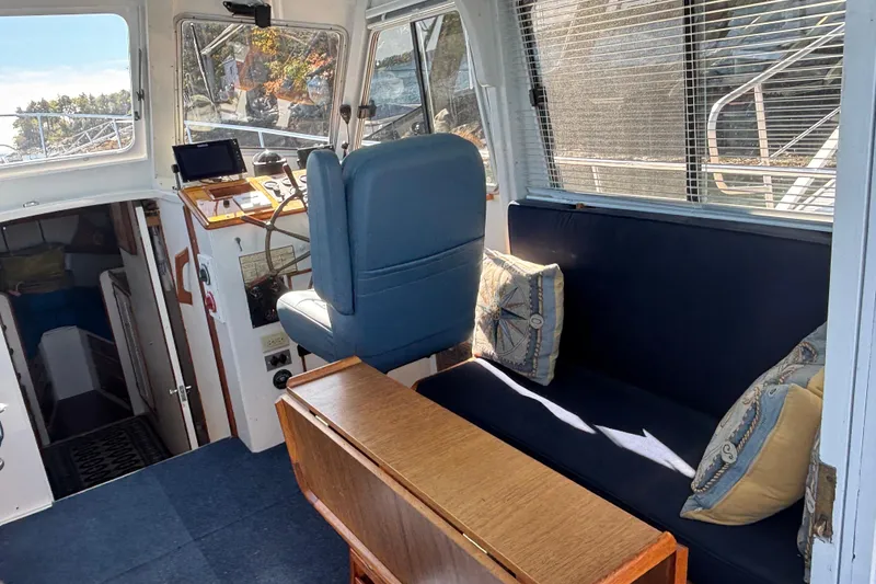 Slide: The Image of Interior of 1985 Jarvis Newman 36 boat with seating and helm station. - 20