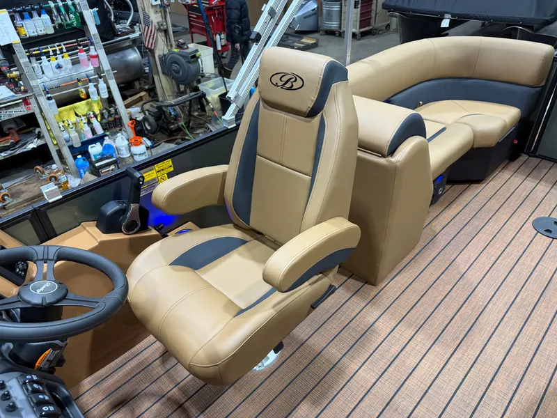 Slide: The Image of Bentley Pontoons Legacy 223 Navigator DL Quad Lounge Tritoon & Honda 4-Stroke EFI 2026 - 12