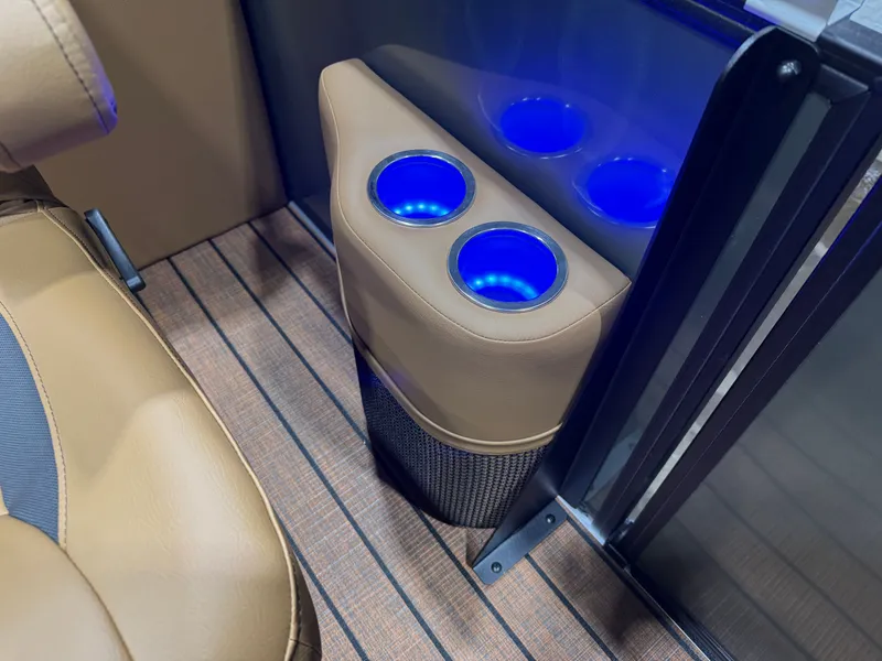 Slide: The Image of Bentley Pontoons Legacy 223 Navigator DL Quad Lounge Tritoon & Honda 4-Stroke EFI 2026 - 24